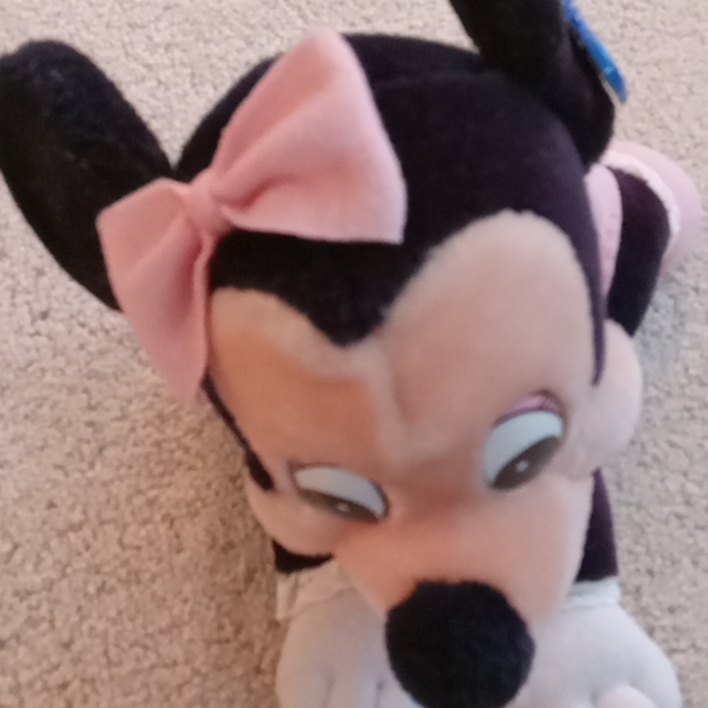Vintage 1980s Minnie Mouse baby stuffed toy - Picture 10 of 13